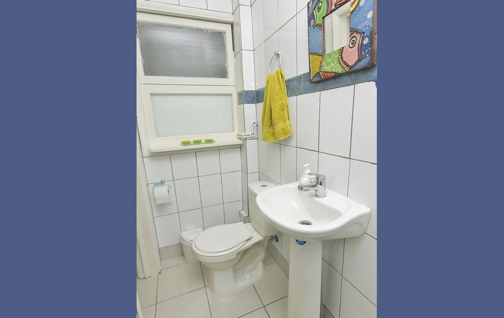 Hostal Ojo De Pez ลาเซเรนา ภายนอก รูปภาพ